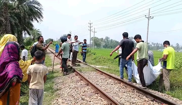 বগুড়ায় ট্রেন লাইনে কাটা পড়ে গৃহবধূর মৃত্যু