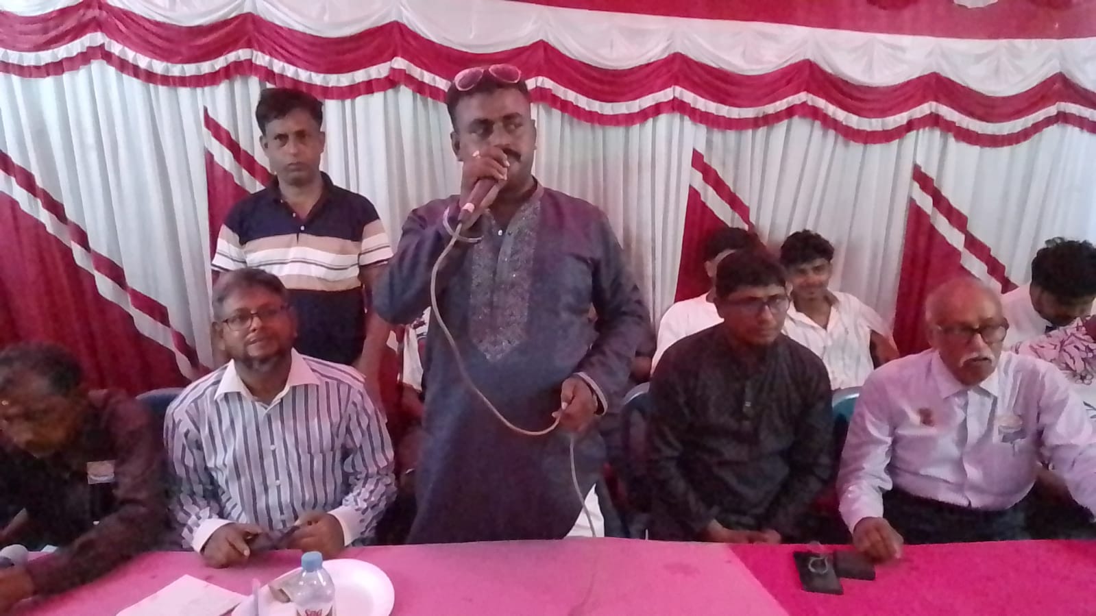 শালিখায় শ্রীশ্রী লক্ষ্মীপূজা ও নৌকা বাইচ অনুষ্ঠিত; অন্তত অর্ধলক্ষ মানুষের ঢল