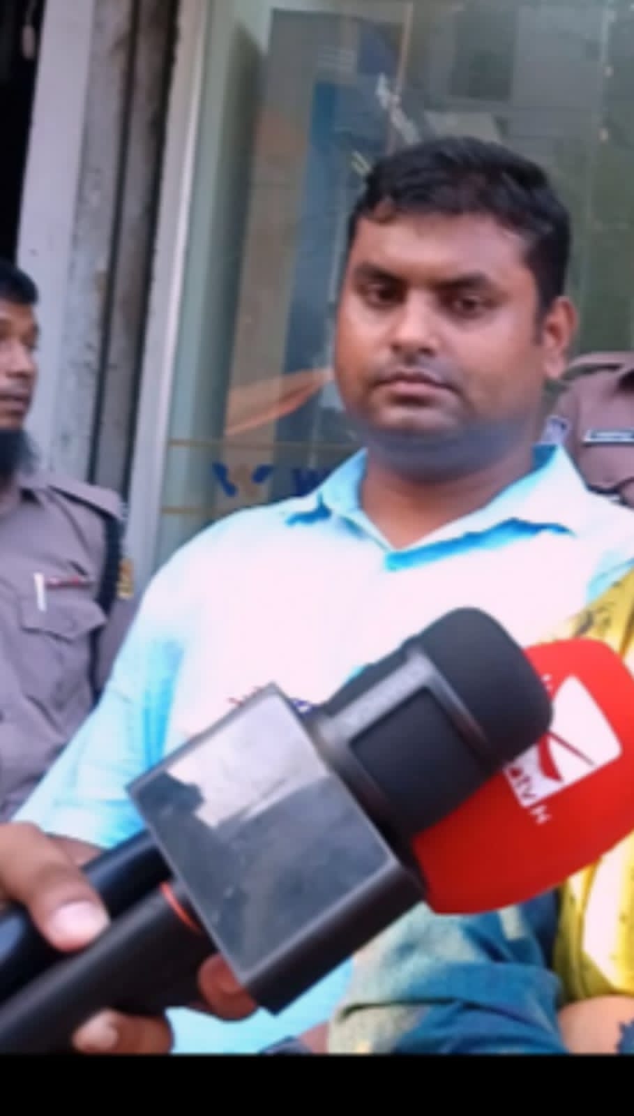 রাজউক জোন-২ পরিদর্শক মেহেদী হাসানের বিরুদ্ধে নোটিশ বাণিজ্যের অভিযোগ, অবৈধ ভবন নির্মাণে সহযোগিতার আশঙ্কা