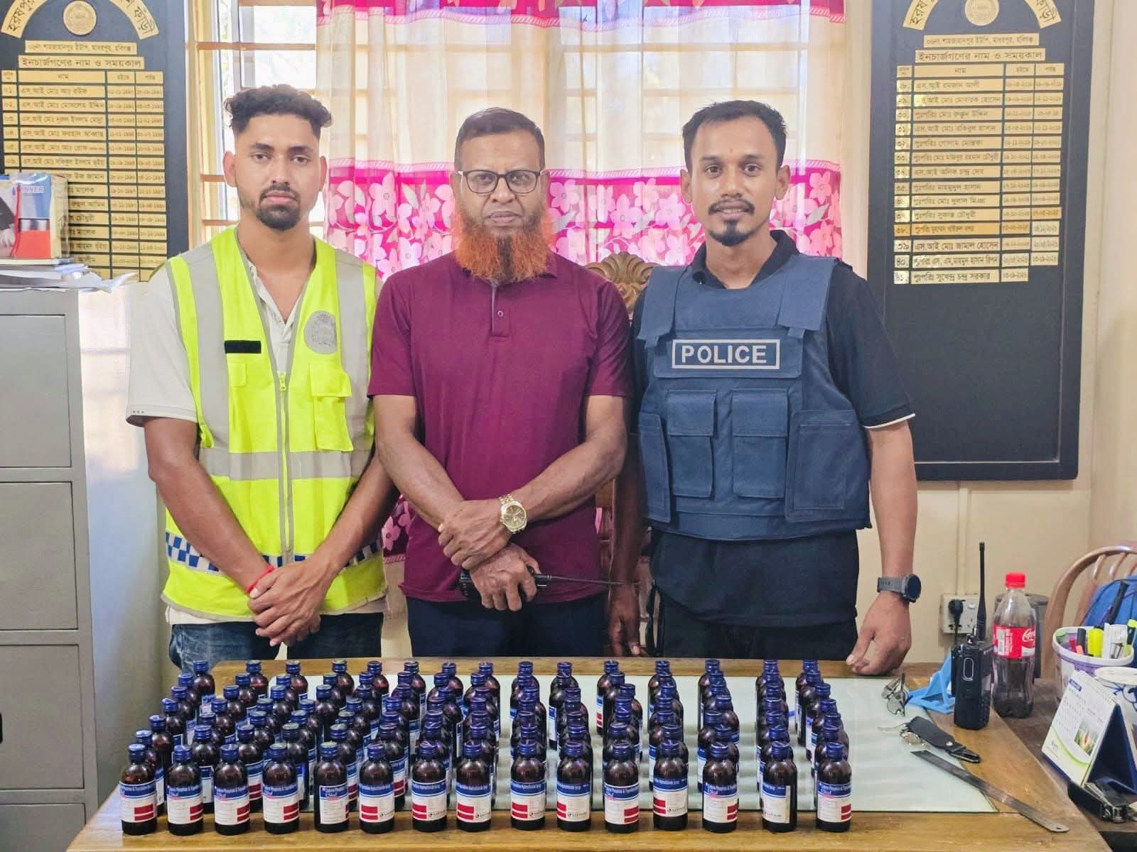 মাধবপুরে পুলিশের অভিযানে ১০৪ পিস ‘স্কুপ’ উদ্ধার, তিনজনের বিরুদ্ধে মামলা প্রক্রিয়াধীন