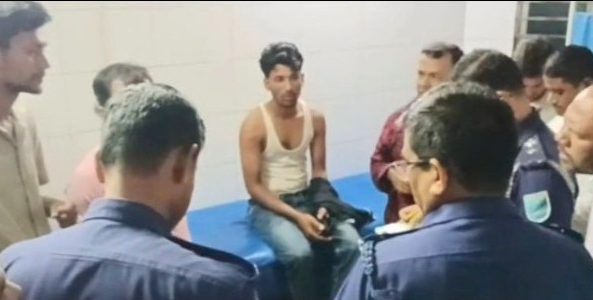 শ্রীপুরে বিকাশের প্রায় ৩ কোটি টাকা ছিনতাই, গুলিবিদ্ধসহ আহত ৩